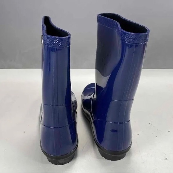Uggs Rain Boots Size 8 - Picture 4 of 5